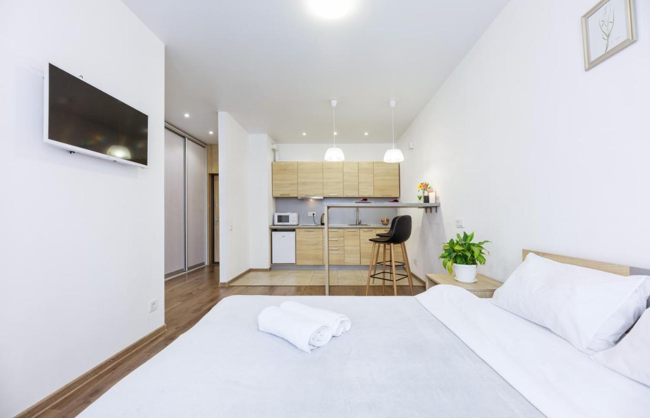 Nyvky Like Home - Studio - Apt 20 เคียฟ ภายนอก รูปภาพ
